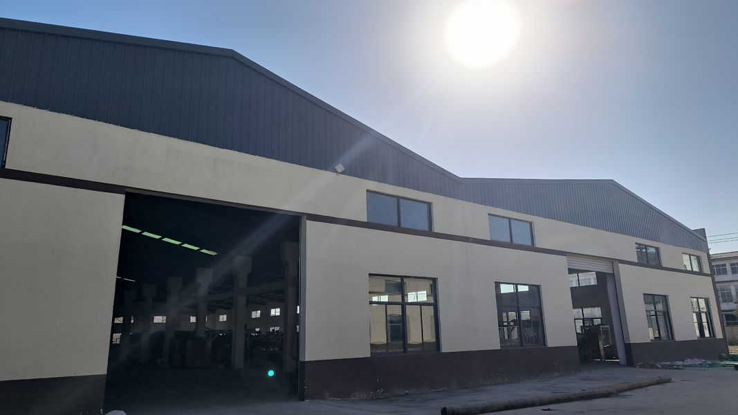 Shenzhen Weixin Plastic Machinery Factory